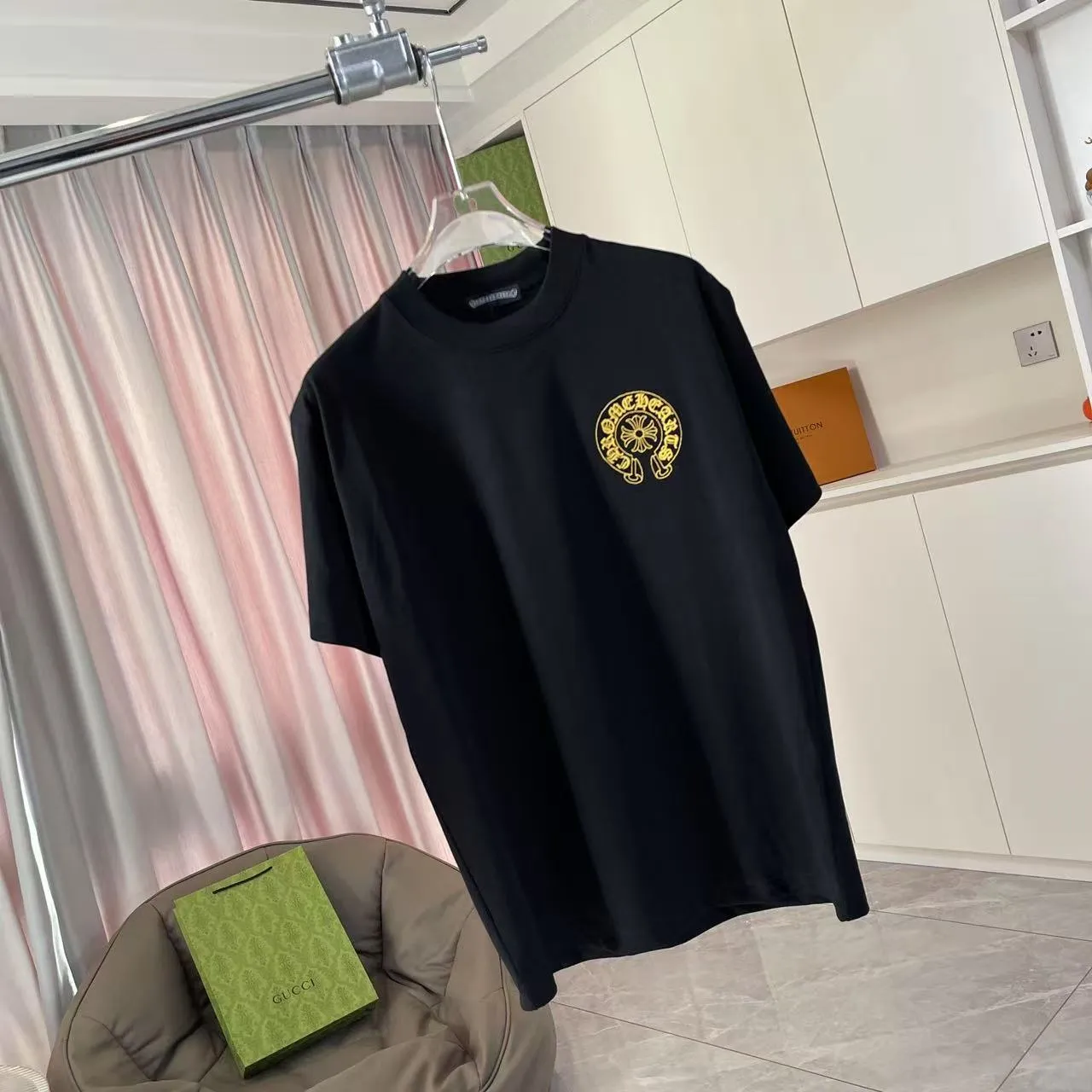 🅿️200 ch Cro* 2025 summer new style Sanskrit horseshoe cross cross vacuum embroidery short-sleeved t-shirt customized fabric 300g same style for men and women Size: S M L XL XXL Five codes Color: black white